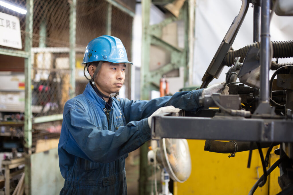 東洋重機工業/技術職（整備）